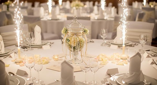 Urne de mariage : la touche finale pour sublimer votre réception élégante